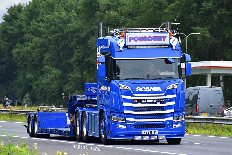 _DSC0430 PONSONBY-crop-SCANIA R660 V8.JPG
