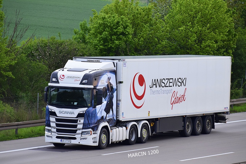 _DSC5249 JANISZEWSKI-crop-SCANIA R NG.JPG