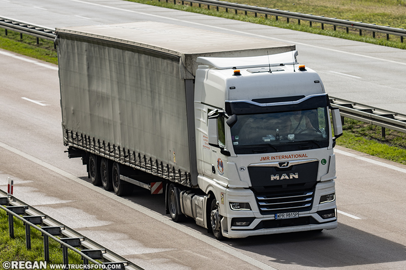 MAN TGX - JMR International.jpg