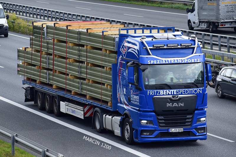 _DSC7791 FRITZ BENTE SPEDITION-crop-MAN TGX II.JPG