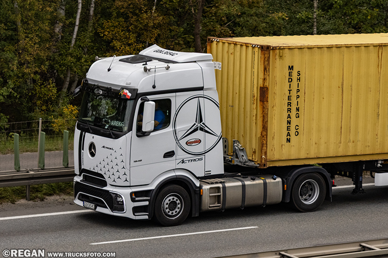 Mercedes-Benz Actros ProCabin - Trans Miloch.jpg