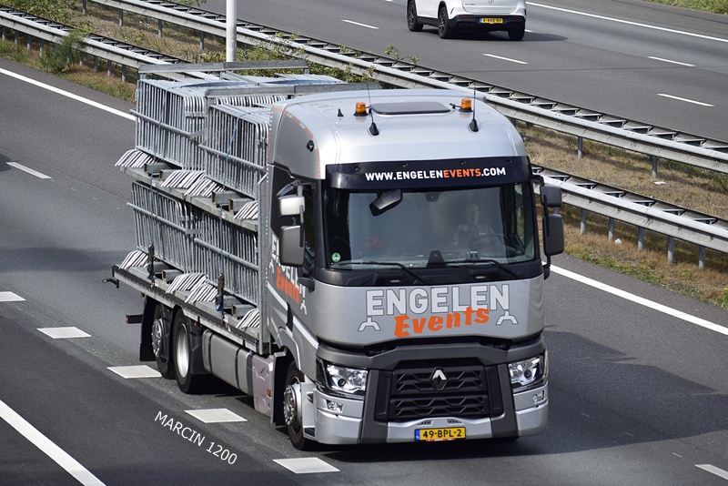 _DSC8471 ENGELEN EVENTS-crop-RENAULT RANGE-T.JPG