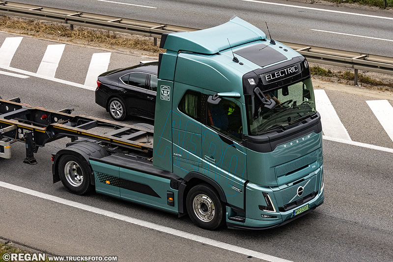 Volvo FH6 Aero Electric.jpg