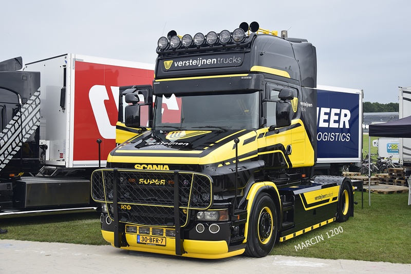 _DSC1531 VERSTEIJNEN TRUCKS-crop-SCANIA T500 V8.JPG