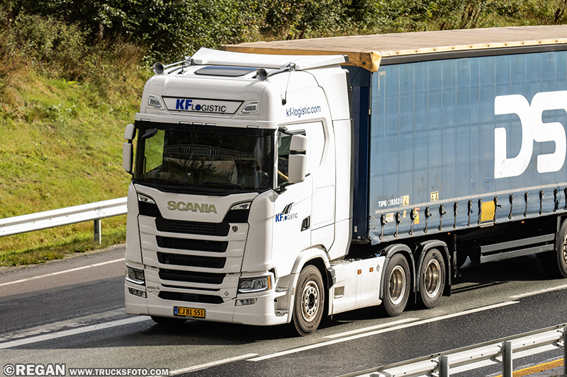 Scania 660S V8 - KF Logistic.jpg