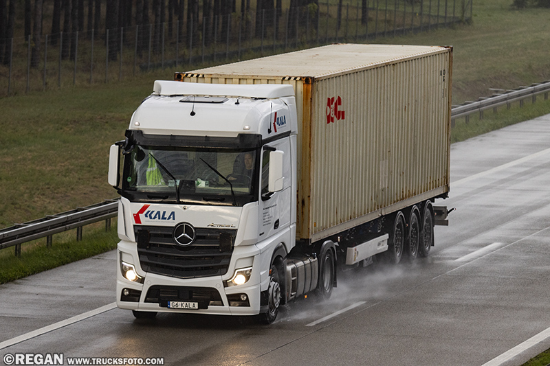 Mercedes-Benz Actros L - Kala.jpg