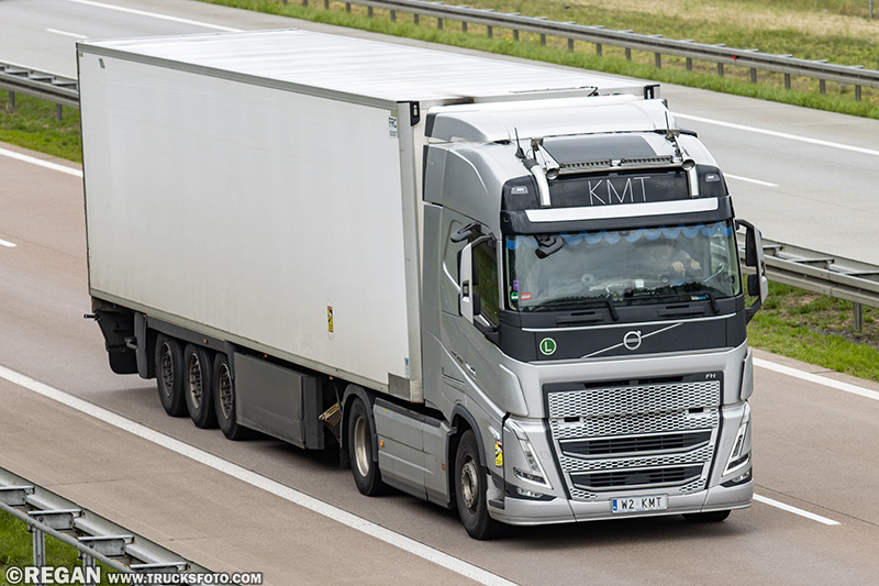 Volvo FH5 - KMT.jpg