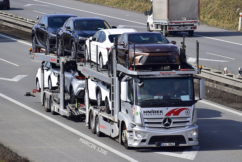 _DSC2660 HNIDEK TRANSPORT-crop-ACTROS MP4.JPG