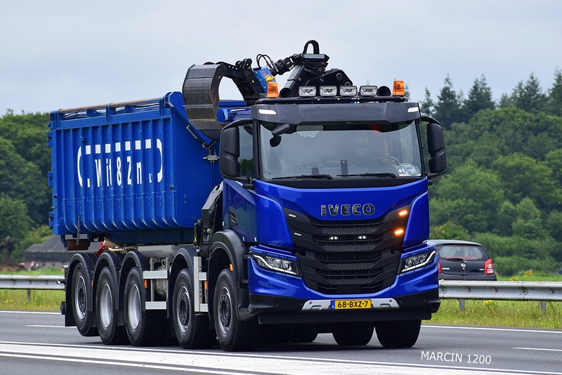 _DSC0157 IVECO X-WAY C.WIT&ZN-crop-IVECO X-WAY.JPG