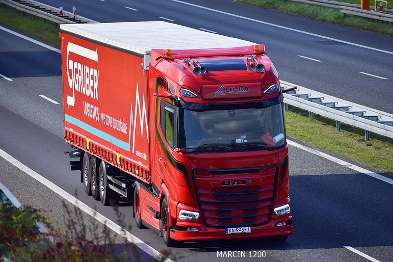 _DSC2550 LU-KA Krzeczów-crop-DAF XG.JPG