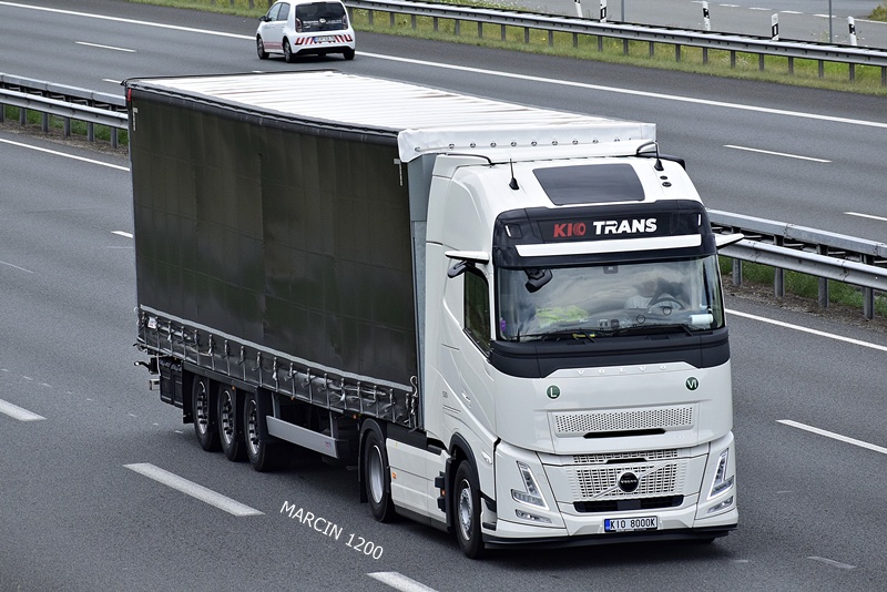 _DSC9413 KIO TRANS-crop-VOLVO FH AERO.JPG