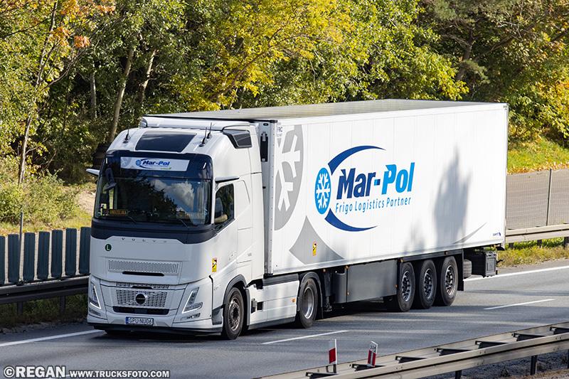 Volvo FH Aero - Mar-Pol.jpg