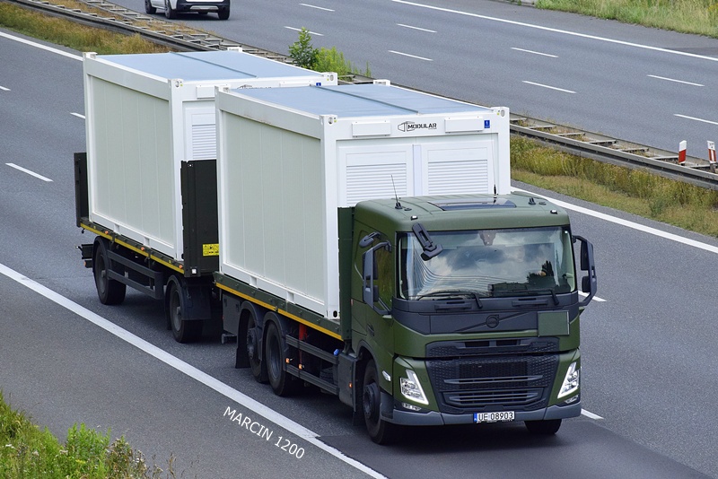 WOJSKO PL (14)-crop-VOLVO FM5.JPG