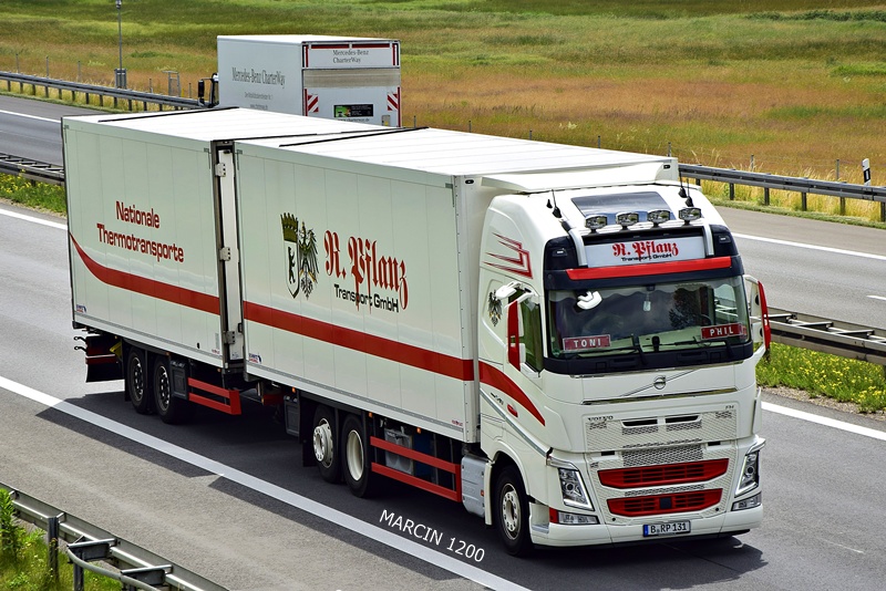 _DSC1862 R.PFLANZ-crop VOLVO FH4.JPG