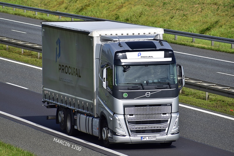 _DSC2205 PROCURAL-crop-VOLVO FH5.JPG
