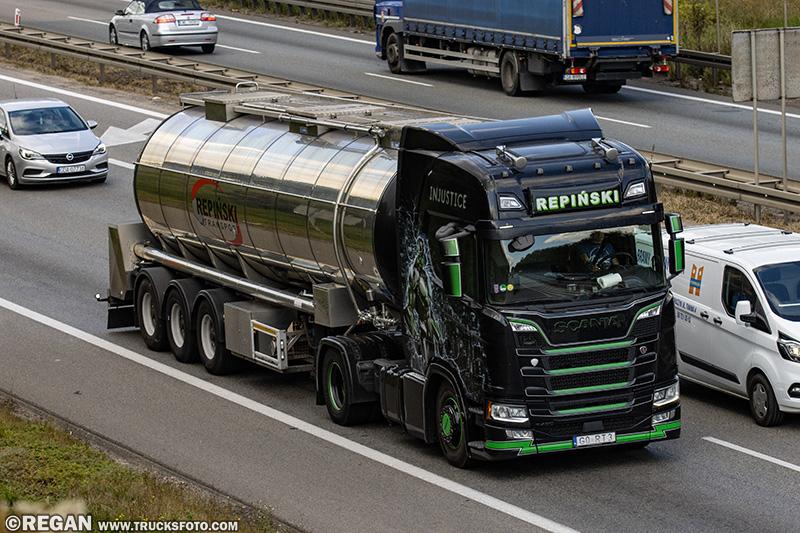 Scania R450 Injustice - Repiński.jpg