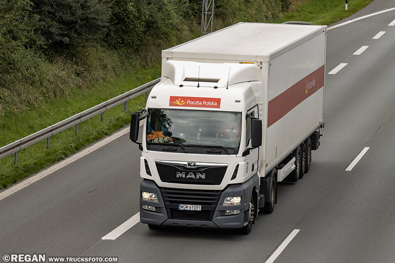 MAN TGX - Poczta Polska.jpg