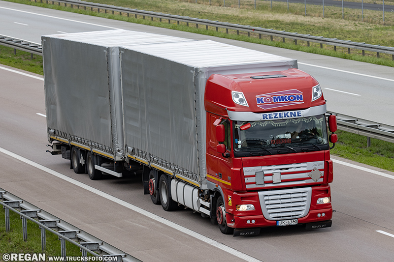 DAF XF105 - Komkon.jpg