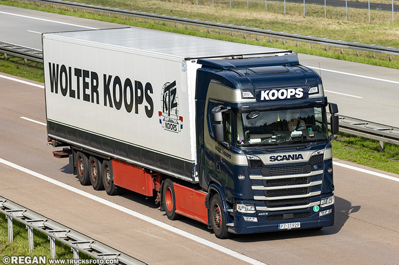 Scania 460S - Wolter Koops.jpg