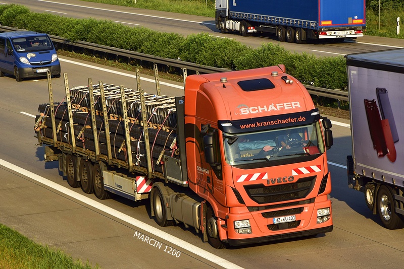 _DSC8710 SCHAFER-crop-IVECO STRALIS.JPG
