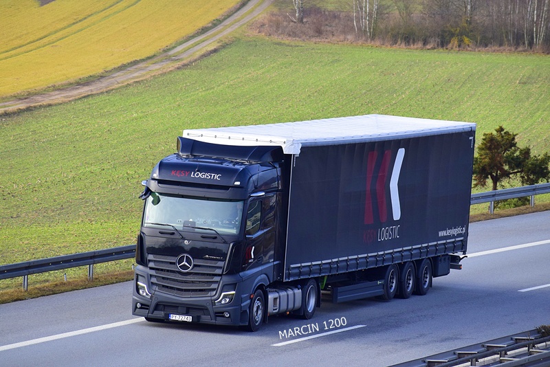 _DSC9548 KĘSY LOGISTIC-crop-ActrosL MP5.JPG
