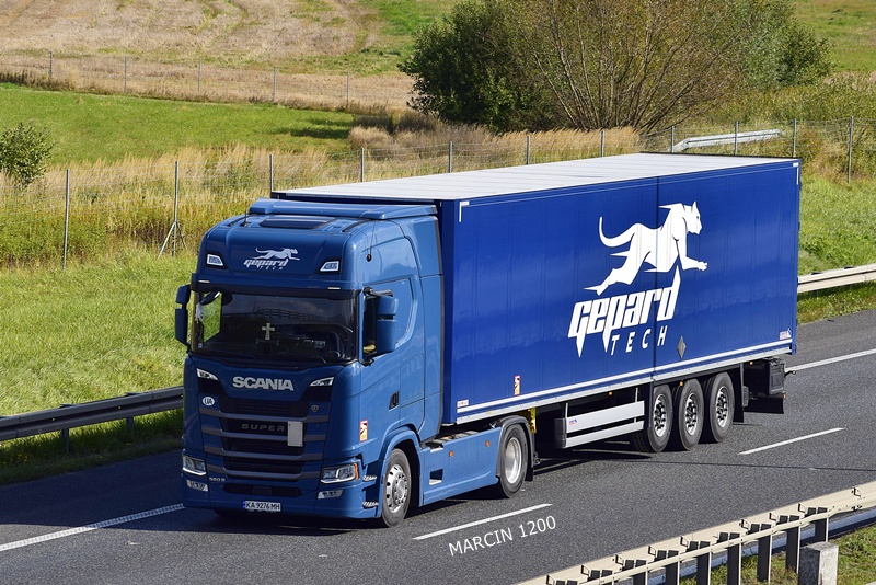 _DSC2365 GEPARD TECH-crop-SCANIA S560 SUPER.JPG