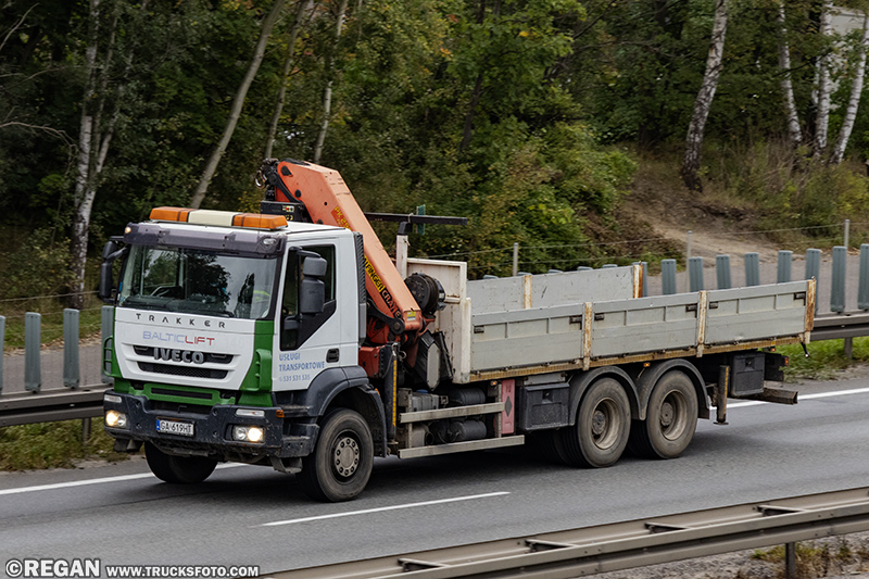 Iveco Trakker - Baltic Lift.jpg