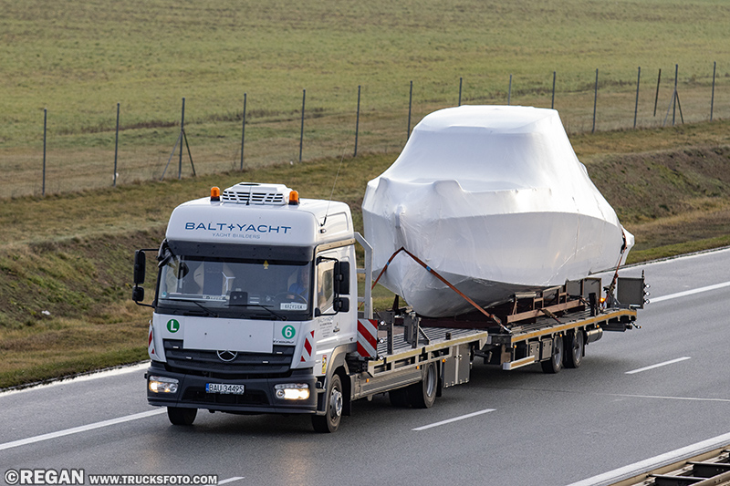 Mercedes-Benz Atego -  Balt Yacht.jpg