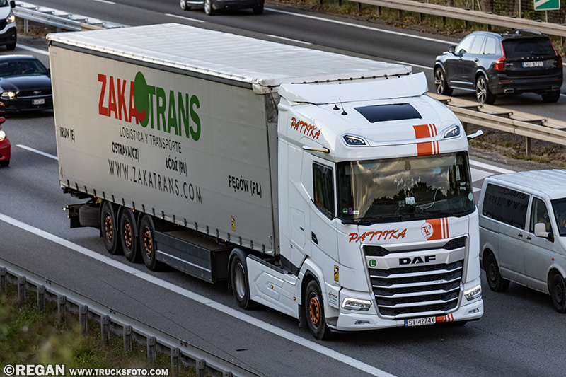 DAF XG - Pattika Zakatrans.jpg