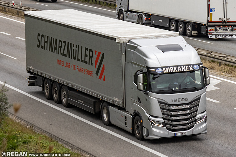 Iveco S-Way - Mirkanex.jpg