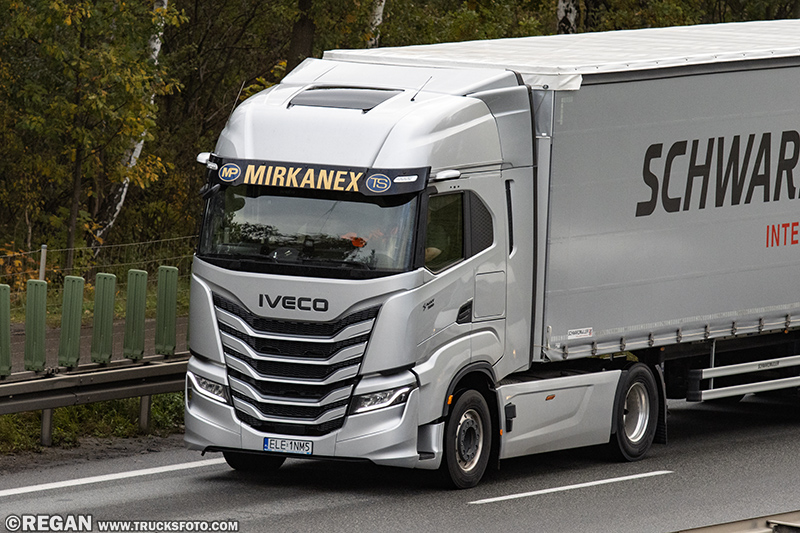 Iveco S-Way  MY2024 Mirkanex.jpg