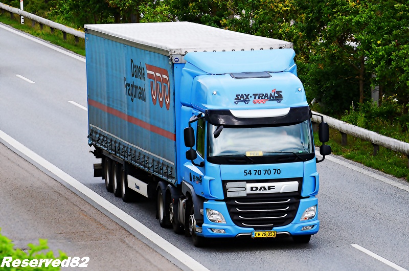 DSC_6181 SAX TRANS.JPG