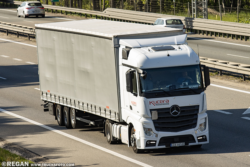 Mercedes-Benz Actros Kucera.jpg