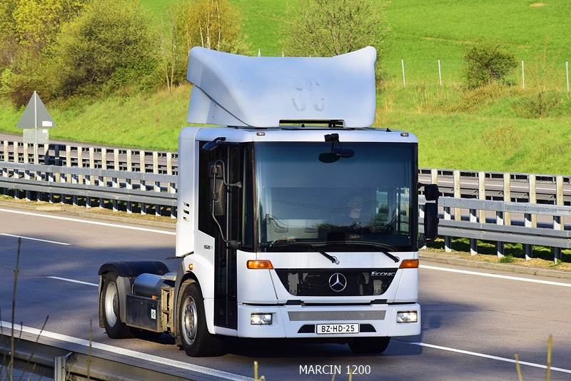 _DSC2654 ECONIC-crop----.JPG