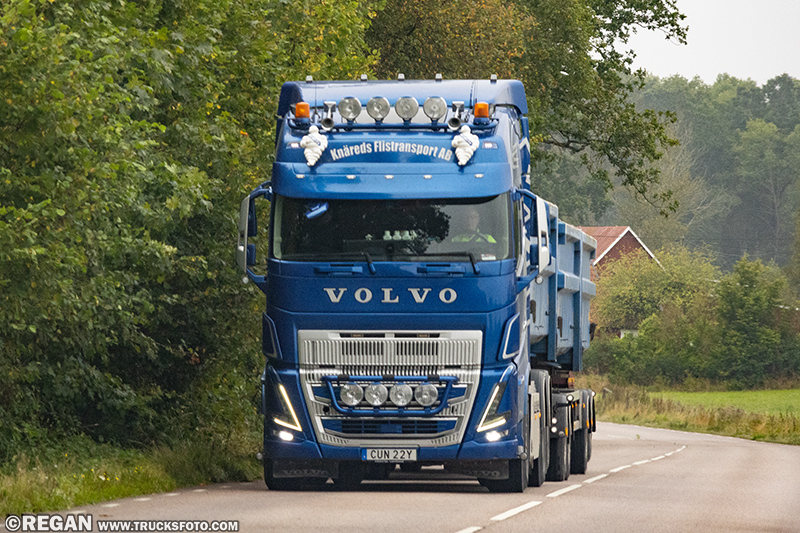 Volvo FH5 - Knareds Flistransport.jpg