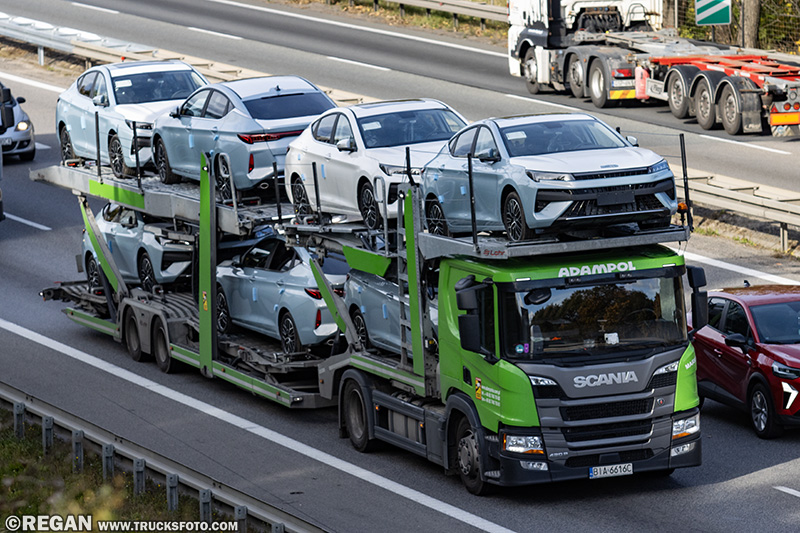 Scania 420P - Adampol.jpg