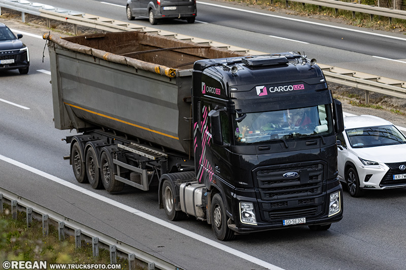 Ford F-Max - CargoLog.jpg