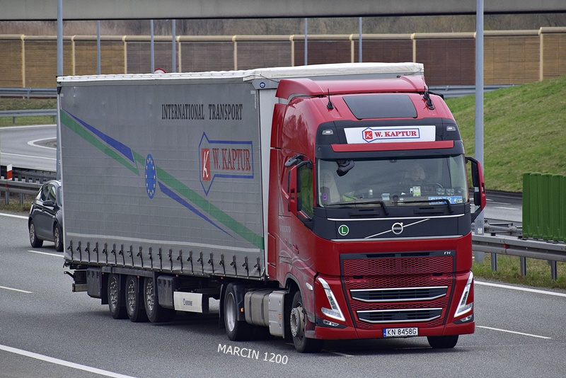 _DSC00011 (243) W.KAPTUR-crop-VOLVO FH5.JPG