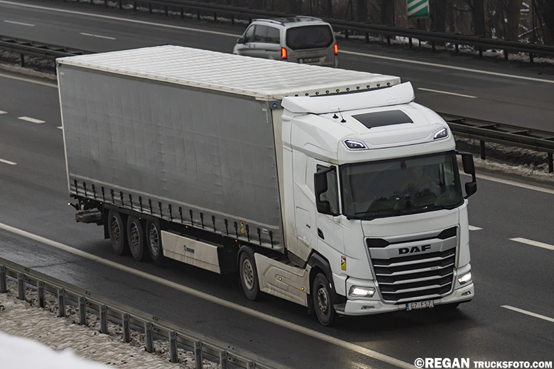 DAF XG - FS.jpg