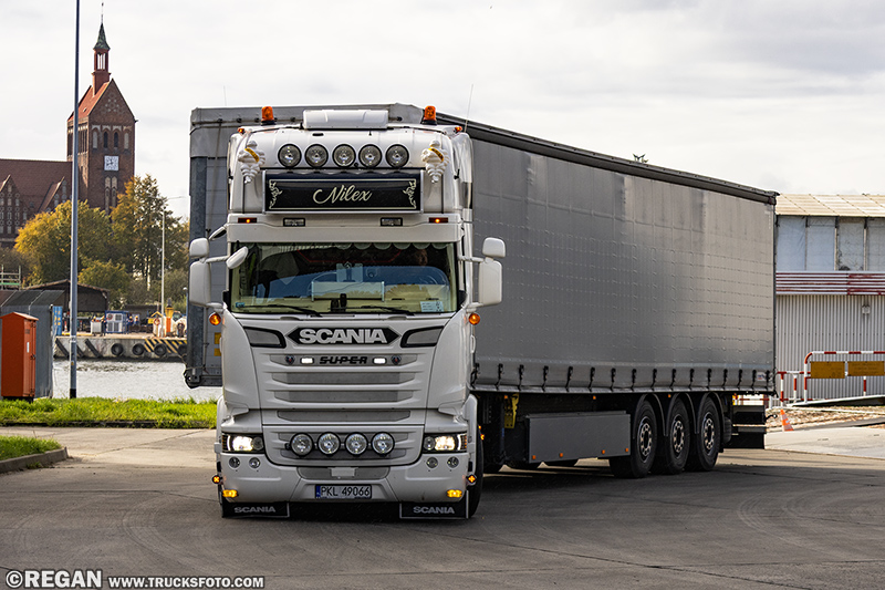 Scania R450 Streamline - Nilex.jpg