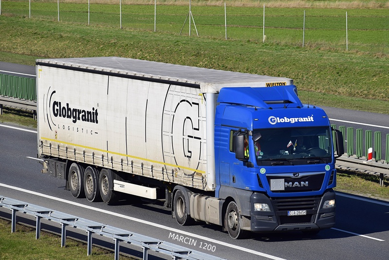 _DSC00011 (101) GLOBGRANIT-crop-MAN TGX.JPG