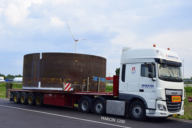 _DSC9804 SEHESTED-crop-DAF XF 106.JPG