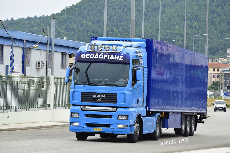 _DSC7540-crop-TEODORYDYS -MAN TGA.JPG