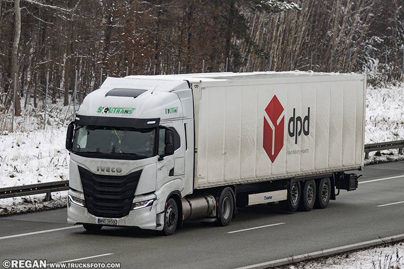 Iveco S-Way LNG - Sol-Trans.jpg