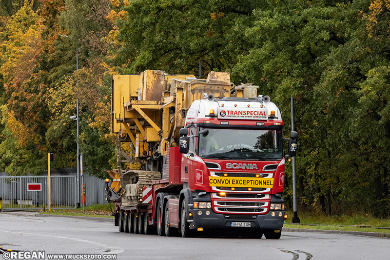 Scania R Transpecial.jpg