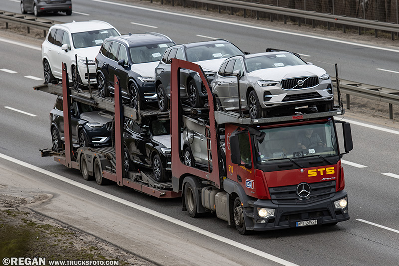 Mercedes-Benz Actros STS 510.jpg