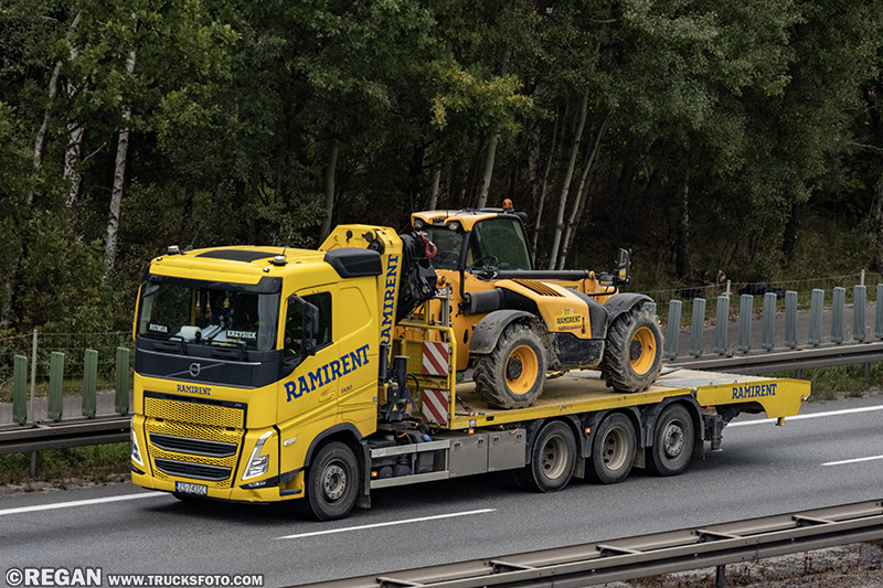 Volvo FH  Ramirent.jpg