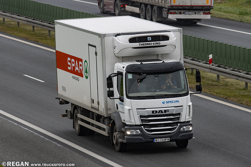 DAF XB - Specjał.jpg