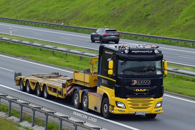 _DSC4299 TRANS-crop-DAF XF 106 II.JPG