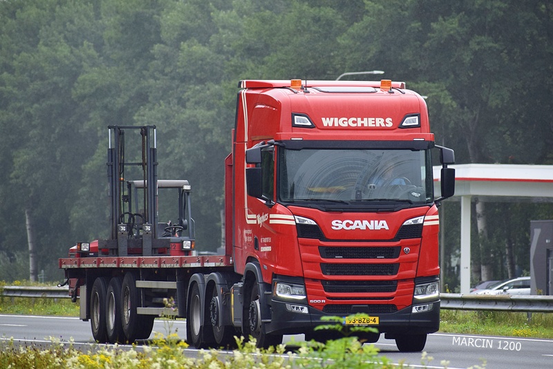 _DSC0577 WIGCHERS-crop-SCANIA R500 NG.JPG